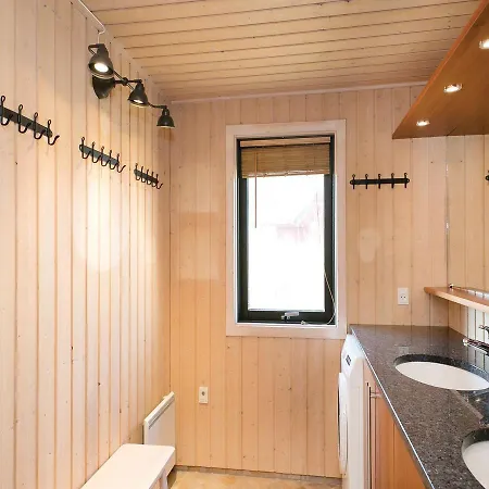 Prázdninový dům Three-bedroom Holiday In Blokhus