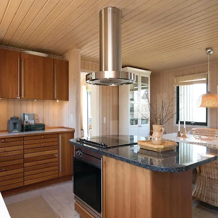 Three-bedroom Holiday In