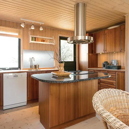 Three-bedroom Holiday In Prázdninový dům *